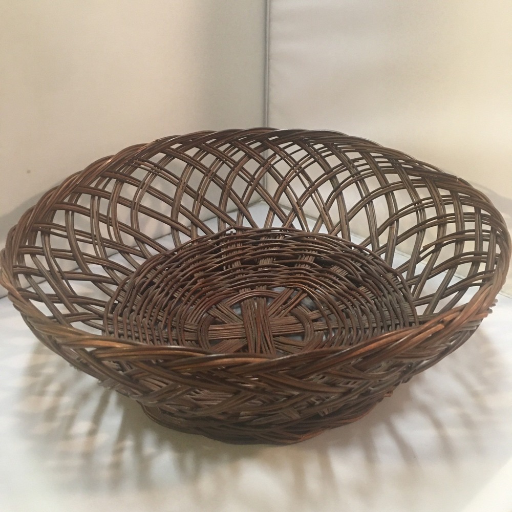 Woven Wicker Basket Bowl Home Decor 12.5in Brown Open Lattice Design Cottagecore